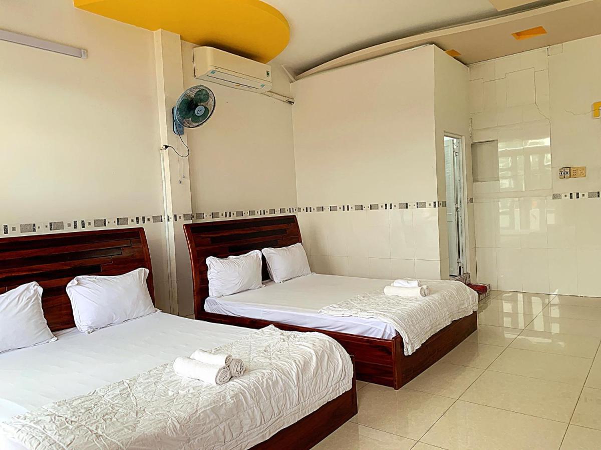 Ngoc May Guesthouse チャウドック エクステリア 写真